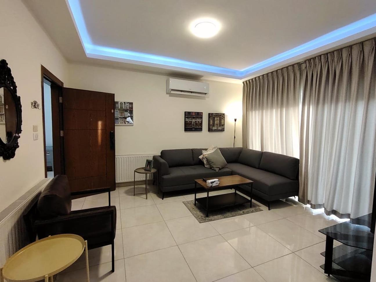 Double Key By Hr Appartement Amman Buitenkant foto